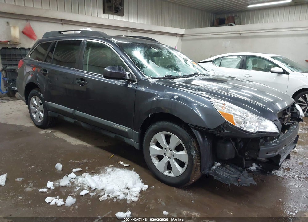2010 SUBARU OUTBACK 2.5I LIMITED VIN: 4S4BRBJCXA3340481