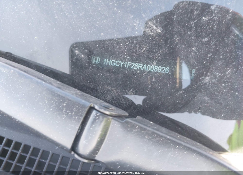 2024 HONDA ACCORD LX VIN: 1HGCY1F28RA008926