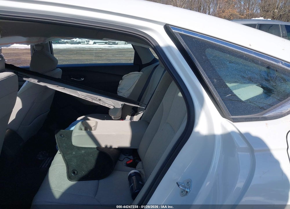 2024 HONDA ACCORD LX VIN: 1HGCY1F28RA008926