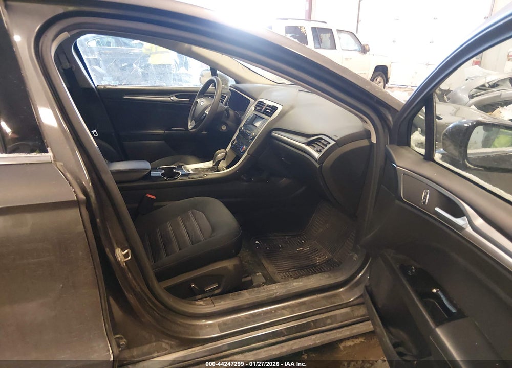 2016 FORD FUSION SE VIN: 3FA6P0H70GR128066