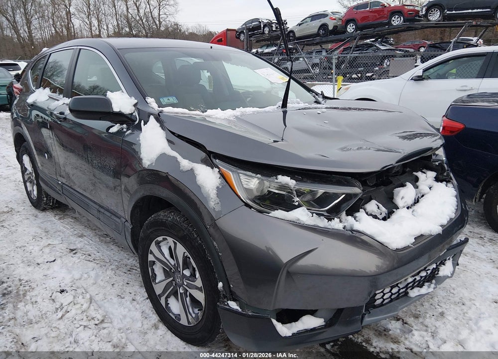 2017 HONDA CR-V LX VIN: 2HKRW6H39HH221697