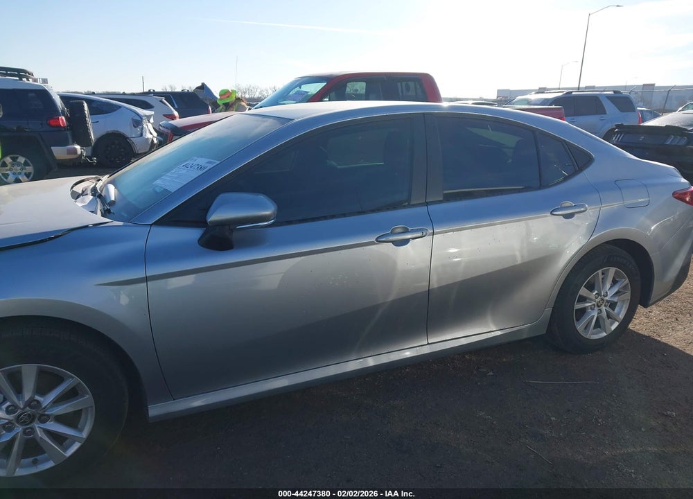 2026 TOYOTA CAMRY LE VIN: 4T1DAACK1TU675060