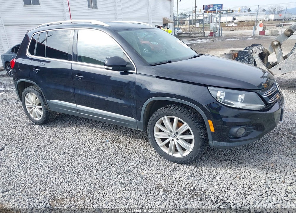 2012 VOLKSWAGEN TIGUAN SE VIN: WVGBV7AX4CW589257