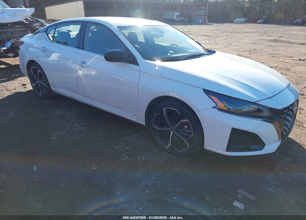 2024 NISSAN ALTIMA SR FWD VIN: 1N4BL4CV5RN368579