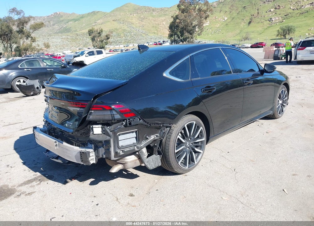 2025 HONDA ACCORD HYBRID TOURING VIN: 1HGCY2F81SA025499