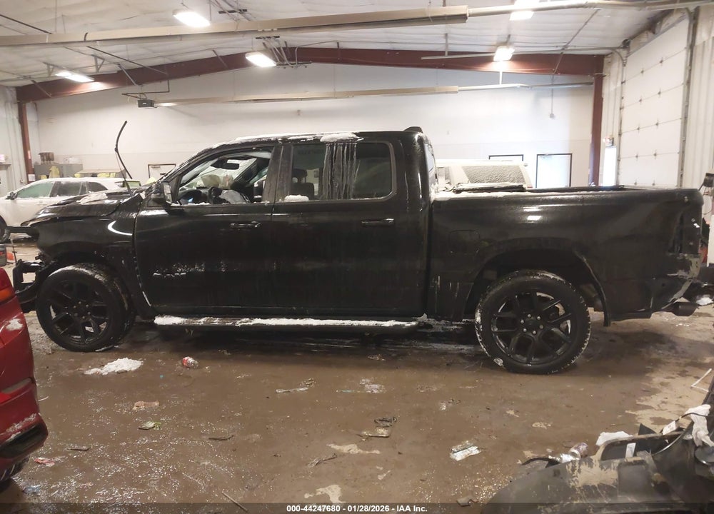 2023 RAM 1500 LAIE  4X4 5'7 BOX VIN: 1C6SRFJT3PN525956