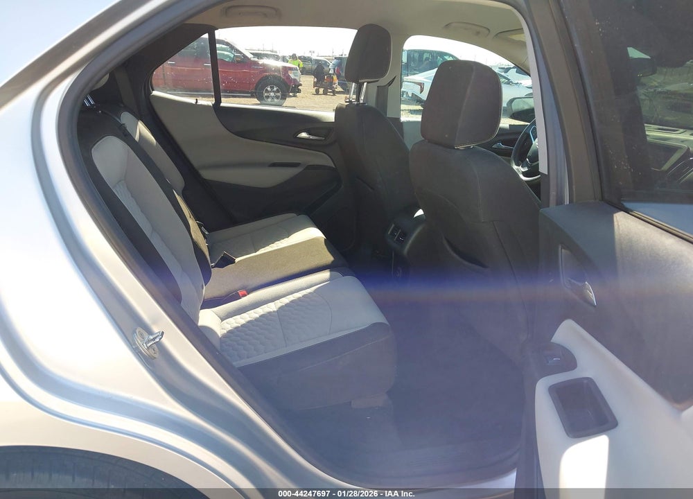 2021 CHEVROLET EQUINOX FWD LS VIN: 3GNAXHEV2MS182504