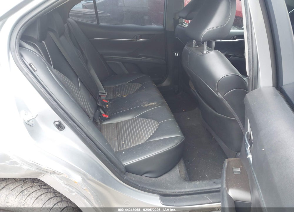 2021 TOYOTA CAMRY SE VIN: 4T1G11AK1MU563179