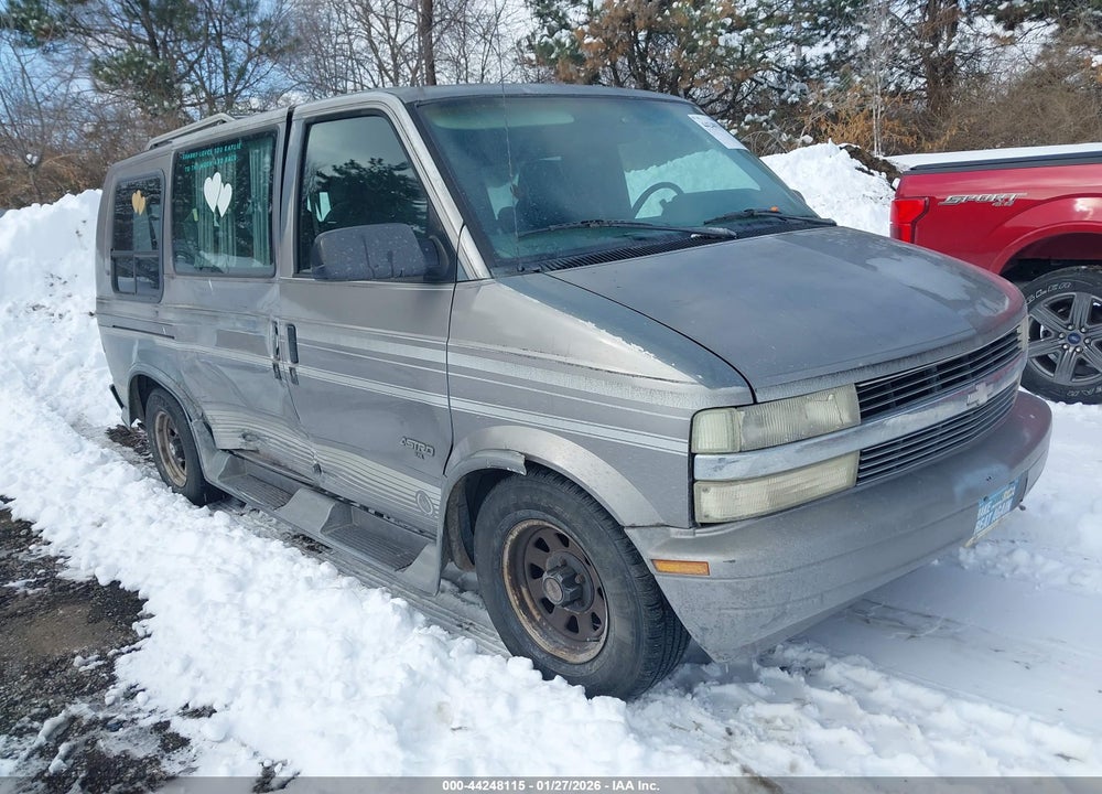 1995 CHEVROLET ASTRO VIN: 1GBDM19W7SB230908