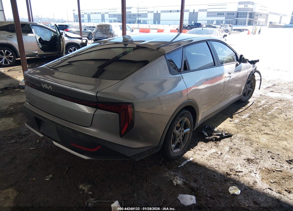 2025 KIA K4 LXS VIN: 3KPFT4DE3SE237266