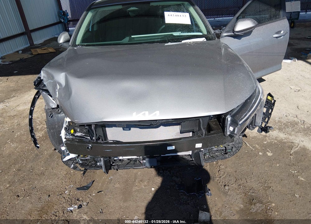 2025 KIA K4 LXS VIN: 3KPFT4DE3SE237266