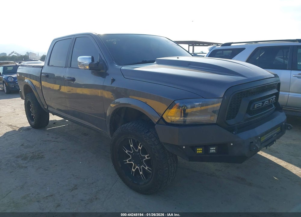 2018 RAM 1500 VIN: 1C6RR7NM7JS353981