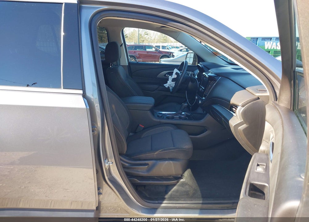 2020 CHEVROLET TRAVERSE FWD LS VIN: 1GNERFKW2LJ310432