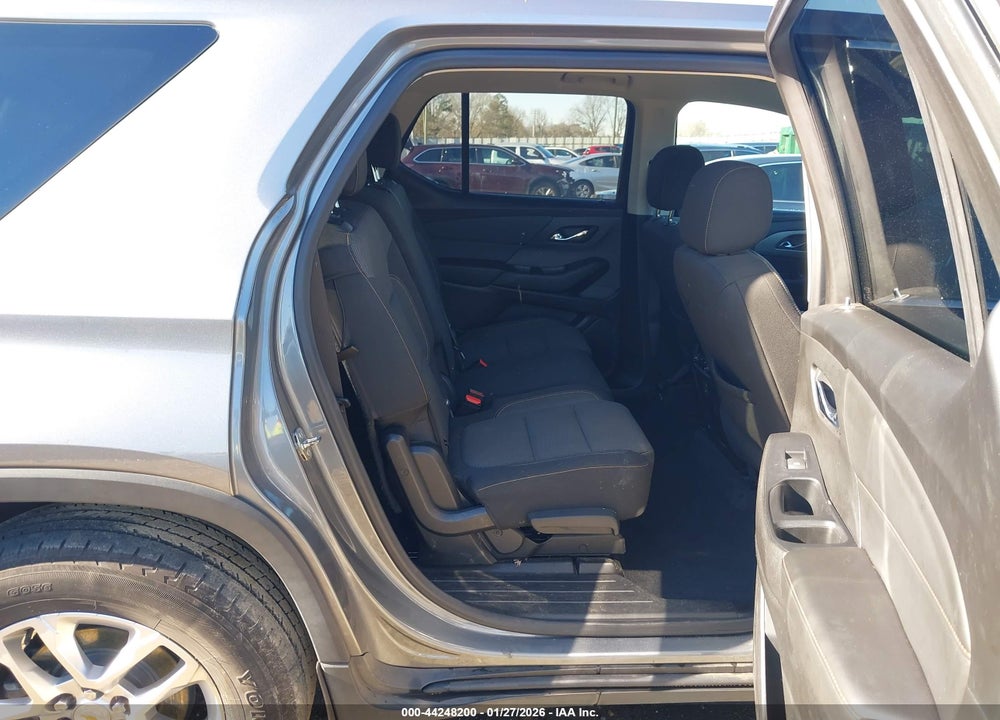 2020 CHEVROLET TRAVERSE FWD LS VIN: 1GNERFKW2LJ310432
