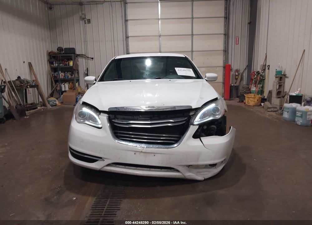 2014 CHRYSLER 200 TOURING VIN: 1C3CCBBG4EN235915