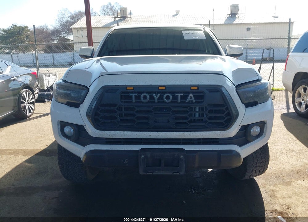 2022 TOYOTA TACOMA SR5 V6 VIN: 3TMAZ5CN0NM180129