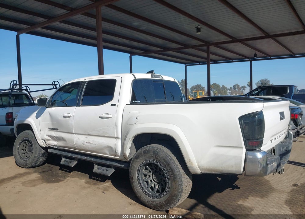 2022 TOYOTA TACOMA SR5 V6 VIN: 3TMAZ5CN0NM180129