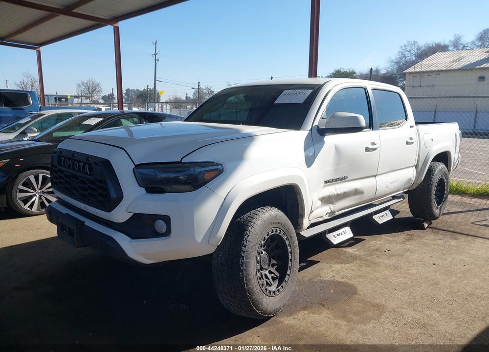 2022 TOYOTA TACOMA SR5 V6 VIN: 3TMAZ5CN0NM180129