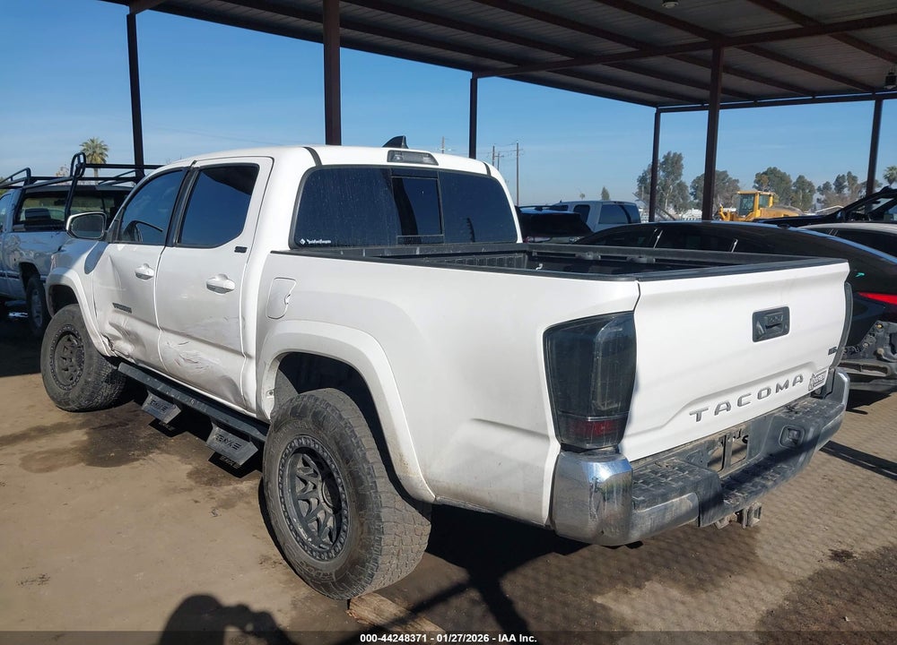 2022 TOYOTA TACOMA SR5 V6 VIN: 3TMAZ5CN0NM180129