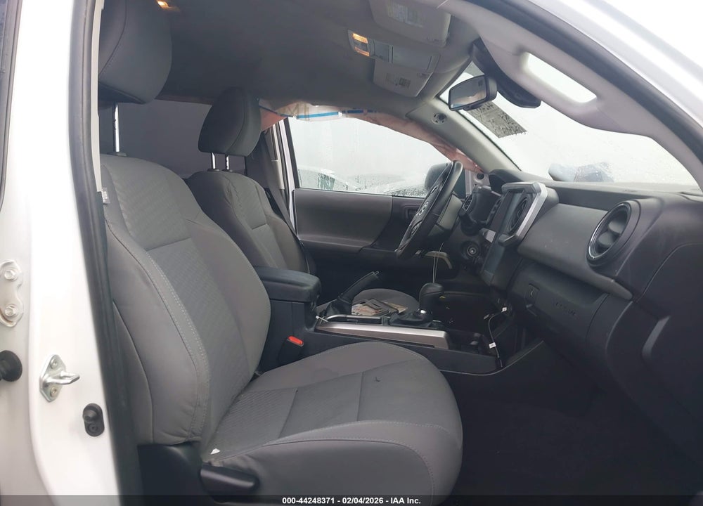 2022 TOYOTA TACOMA SR5 V6 VIN: 3TMAZ5CN0NM180129