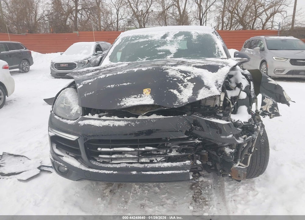 2016 PORSCHE CAYENNE E-HYBRID S VIN: WP1AE2A22GLA63769