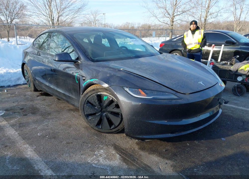 2024 TESLA MODEL 3 LONG RANGE DUAL MOTOR ALL-WHEEL DRIVE/REAR-WHEEL DRIVE VIN: 5YJ3E1EA3RF824756