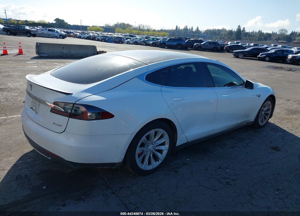 2015 TESLA MODEL S 85D/P85D/90D/P90D VIN: 5YJSA1H46FF093992