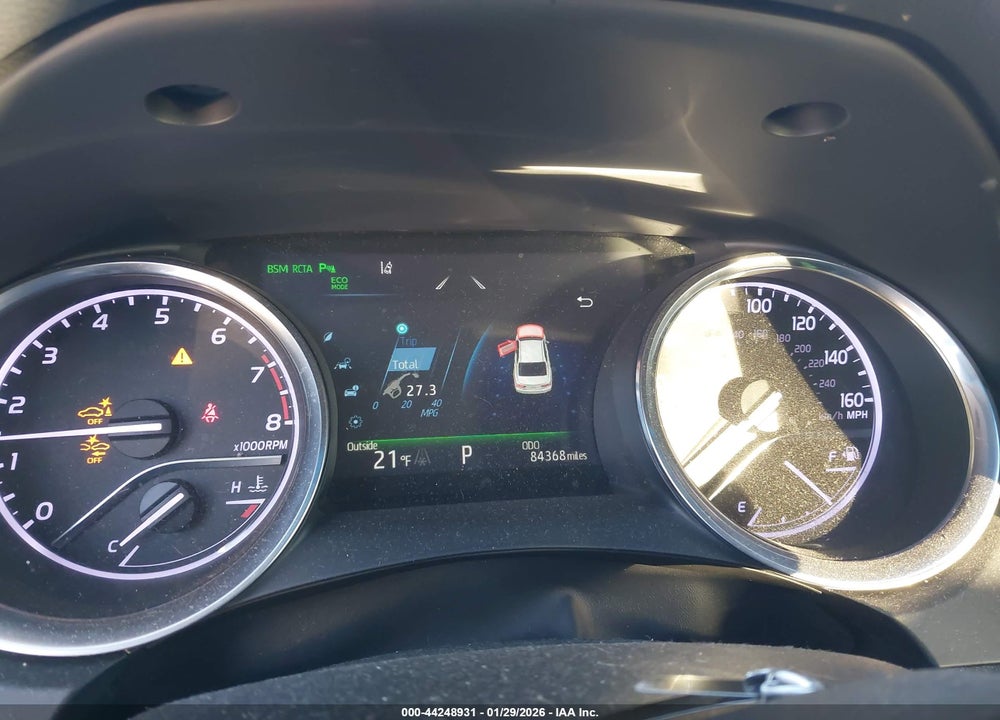 2018 TOYOTA CAMRY XLE VIN: 4T1B11HK2JU105937