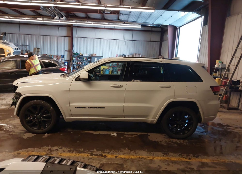 2018 JEEP GRAND CHEROKEE ALTITUDE 4X4 VIN: 1C4RJFAG1JC401494