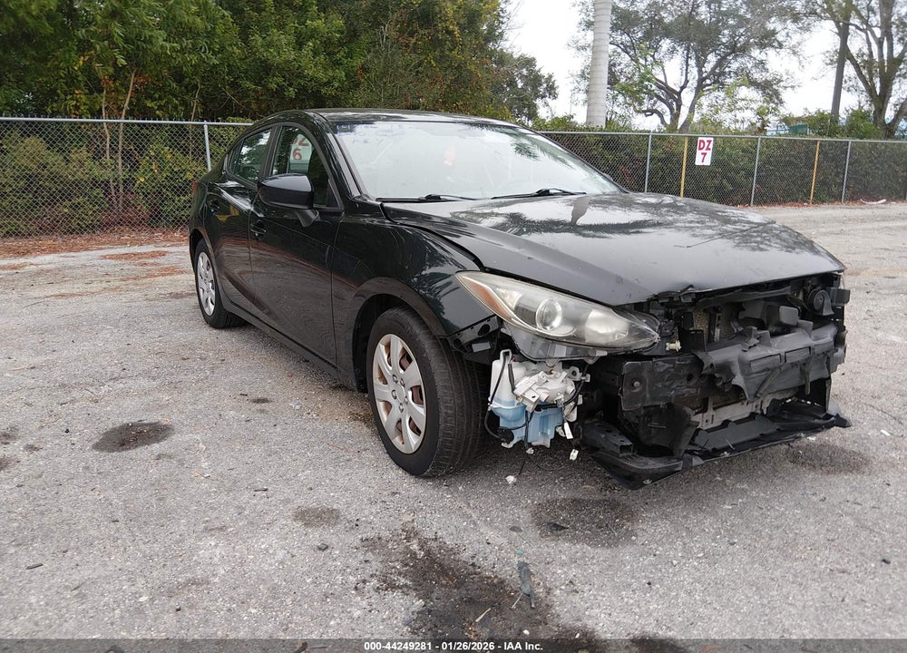 2014 MAZDA 3 I SPORT VIN: JM1BM1U77E1143166