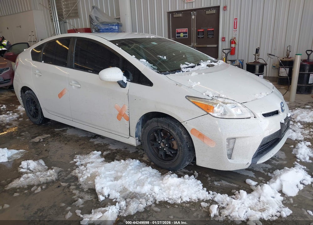2014 TOYOTA PRIUS TWO VIN: JTDKN3DUXE0370274