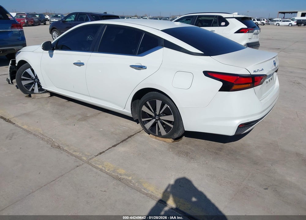 2022 NISSAN ALTIMA SV FWD VIN: 1N4BL4DV6NN370009