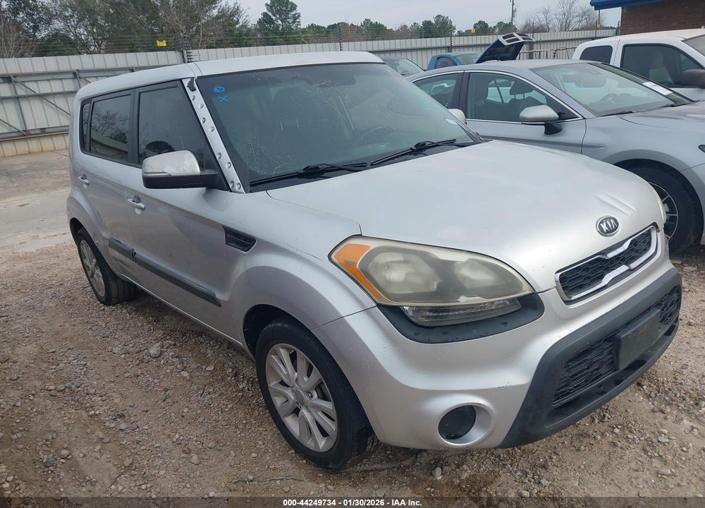2012 KIA SOUL + VIN: KNDJT2A66C7397008