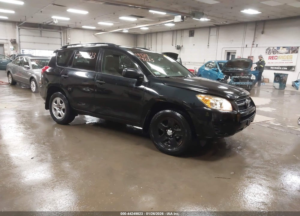 2009 TOYOTA RAV4 VIN: JTMBF33V595010197
