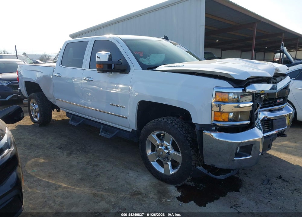 2016 CHEVROLET SILVERADO 2500HD LTZ VIN: 1GC1KWE82GF275327