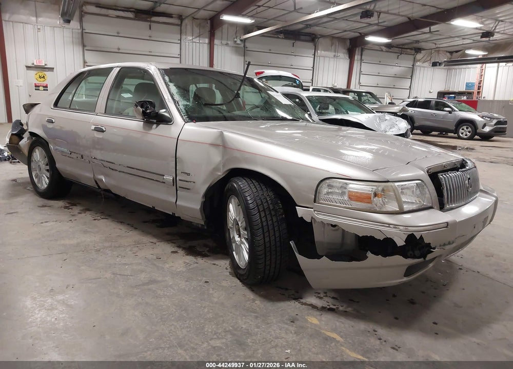 2010 MERCURY GRAND MARQUIS LS (FLEET ONLY) VIN: 2MEBM7FV0AX633222