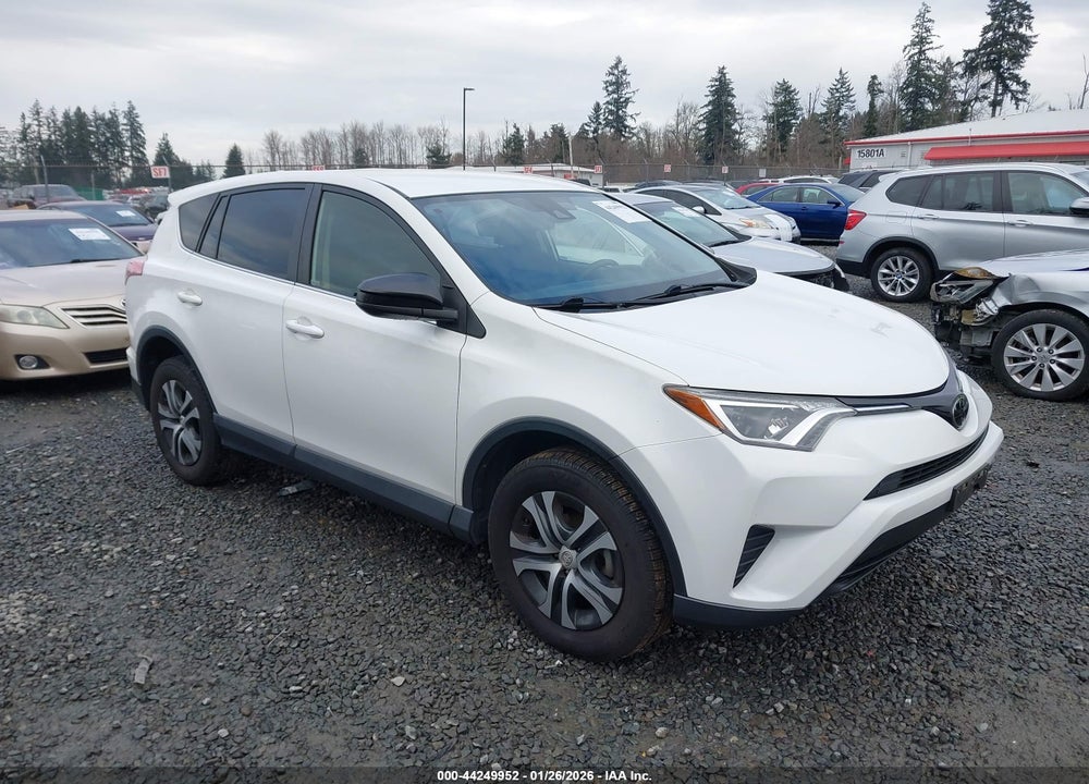 2018 TOYOTA RAV4 LE VIN: JTMBFREV9JJ728492
