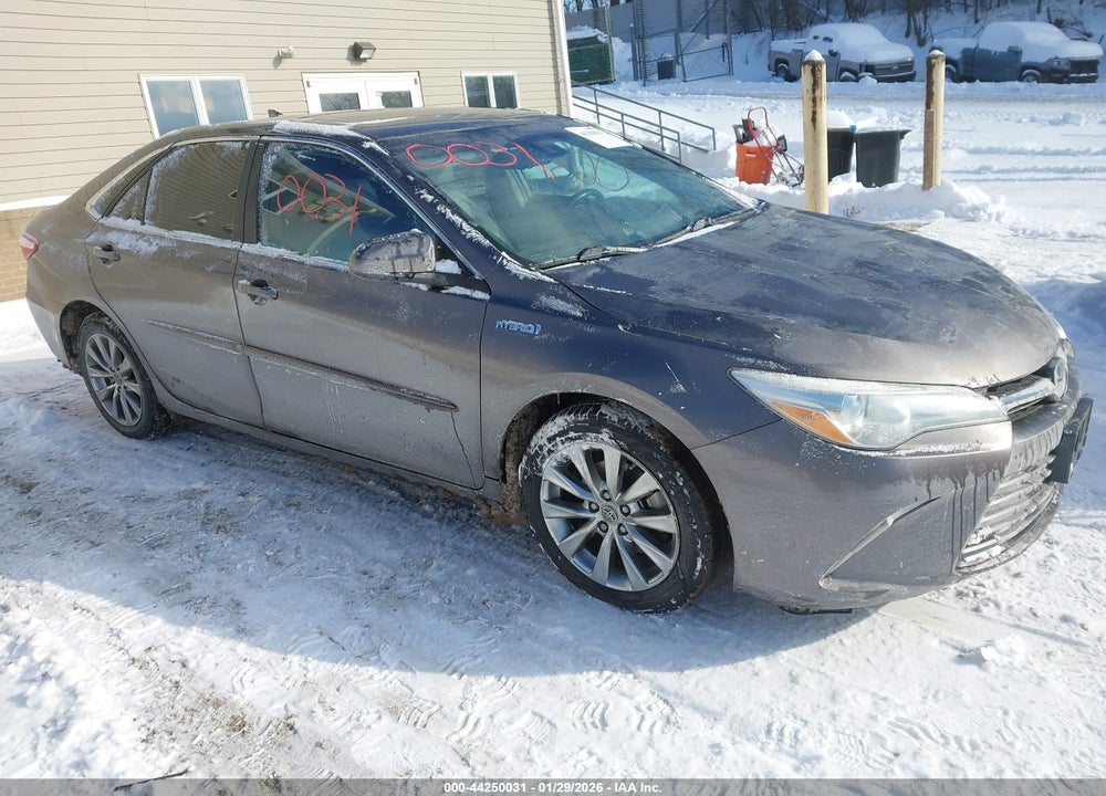 2015 TOYOTA CAMRY HYBRID XLE VIN: 4T1BD1FK1FU163569
