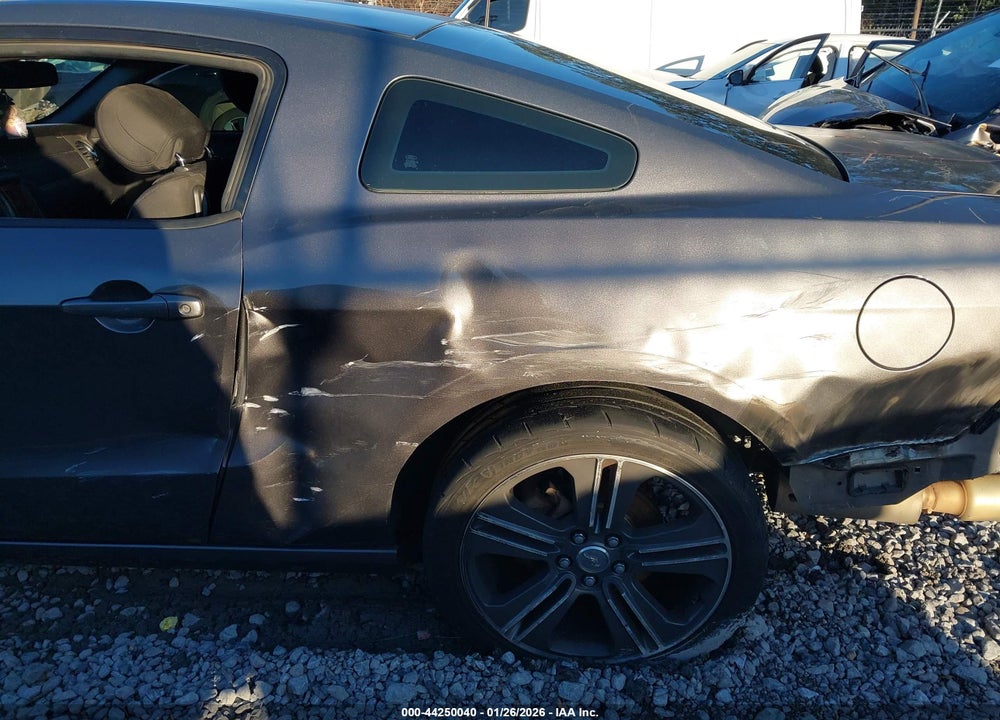 2013 FORD MUSTANG V6 VIN: 1ZVBP8AMXD5250789