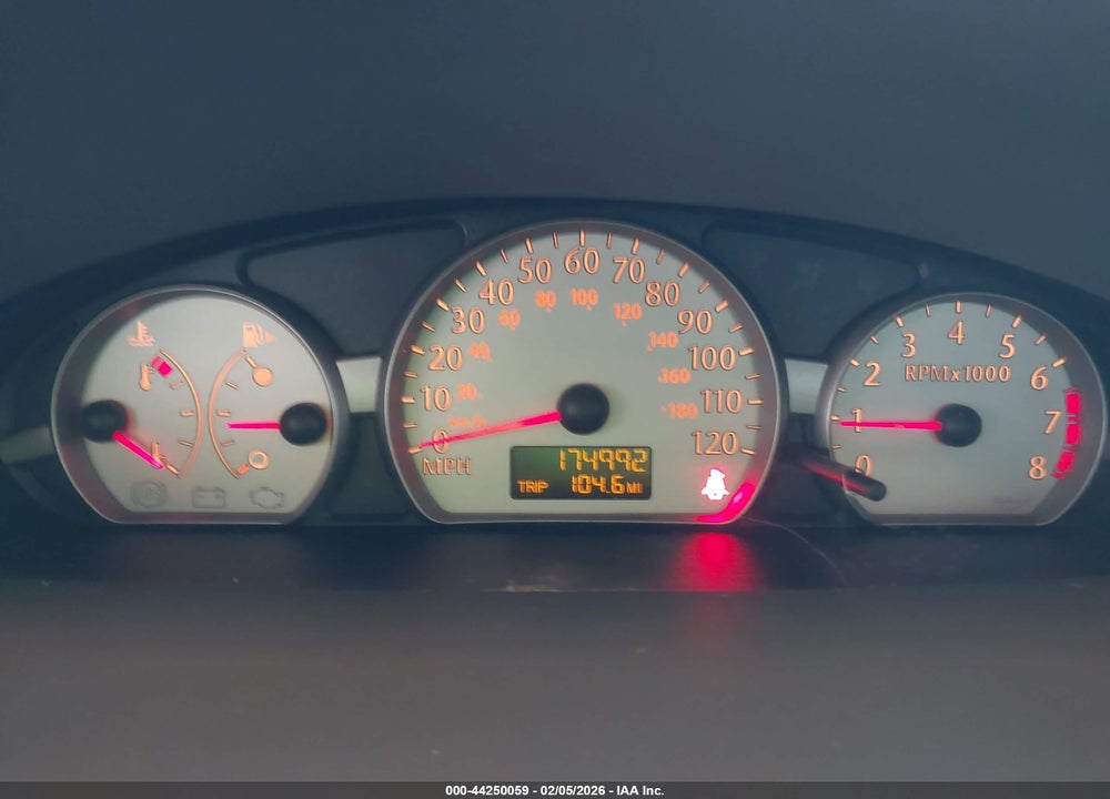 2004 SATURN ION 3 VIN: 1G8AL54F44Z146873