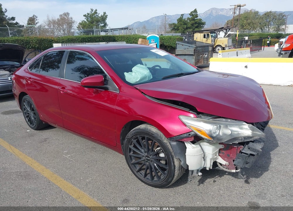 2017 TOYOTA CAMRY SE VIN: 4T1BF1FK5HU762844