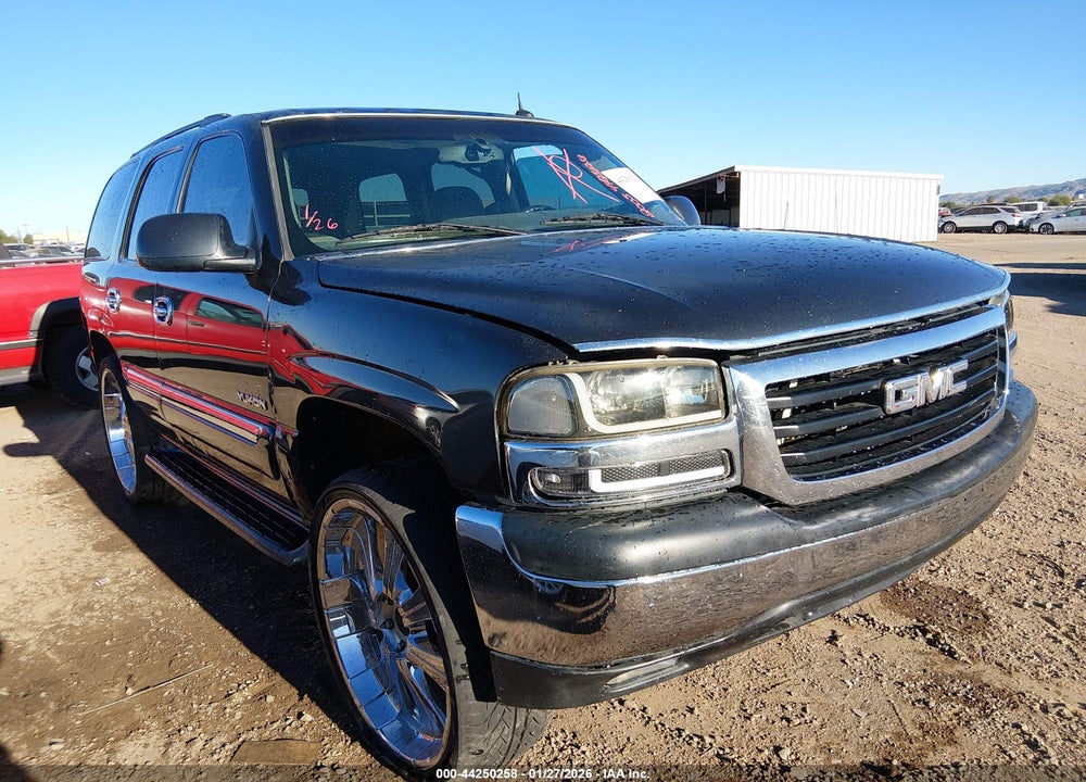 2005 GMC YUKON SLE VIN: 1GKEC13T85R176536