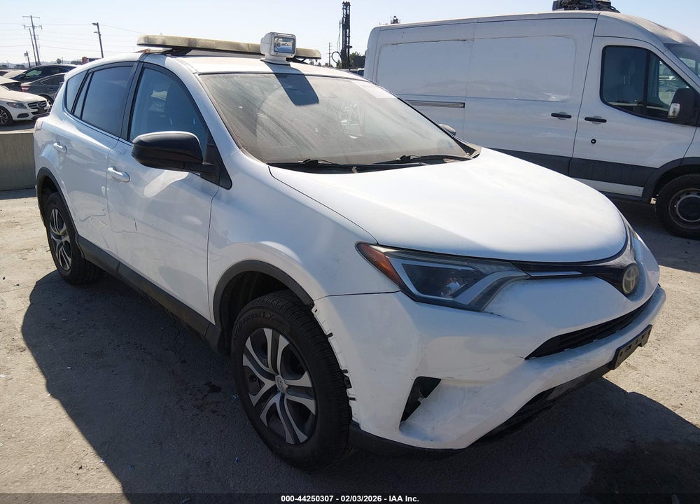 2018 TOYOTA RAV4 LE VIN: 2T3BFREV3JW757391