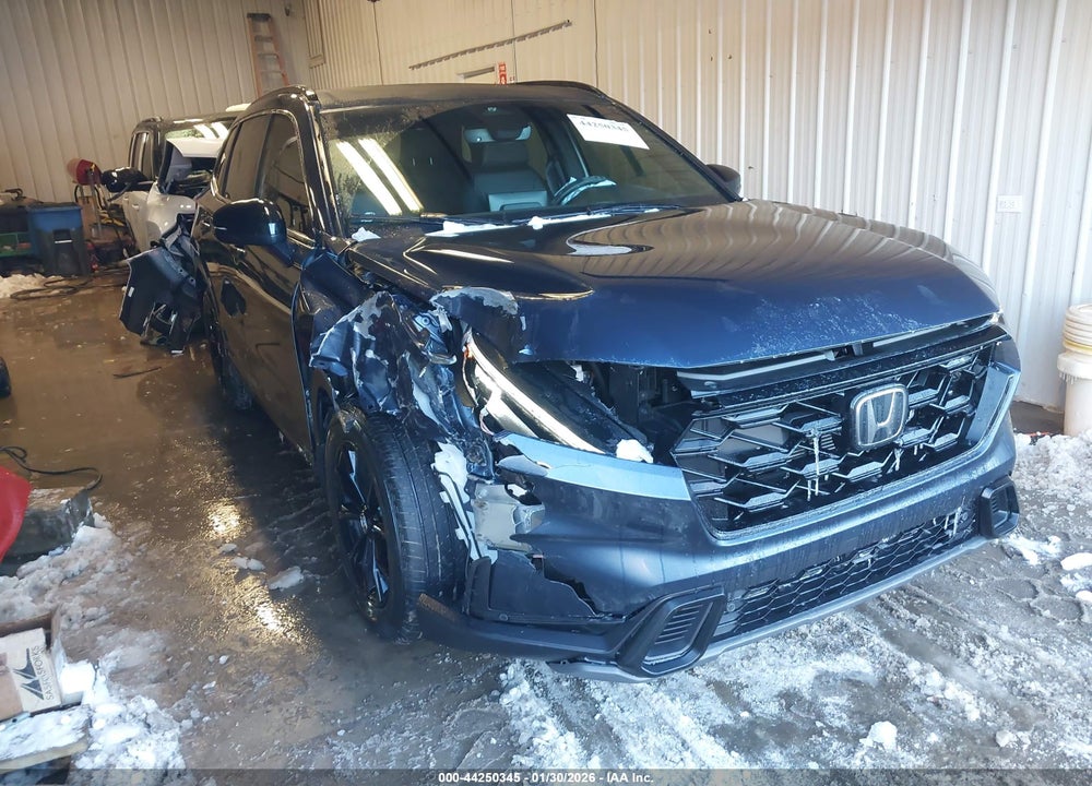 2025 HONDA CR-V HYBRID SPORT-L VIN: 7FARS6H82SE109146