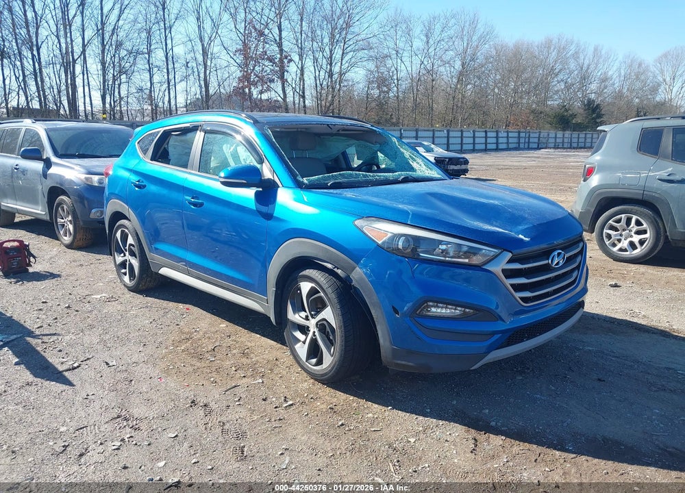 2018 HYUNDAI TUCSON VALUE VIN: KM8J33A28JU817588