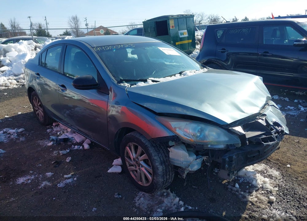 2013 MAZDA 3 I TOURING VIN: JM1BL1VP2D1812928