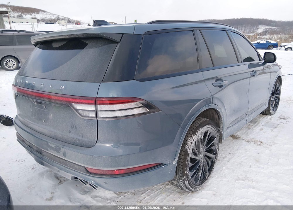 2025 LINCOLN AVIATOR RESERVE VIN: 5LM5J7XC5SGL31025