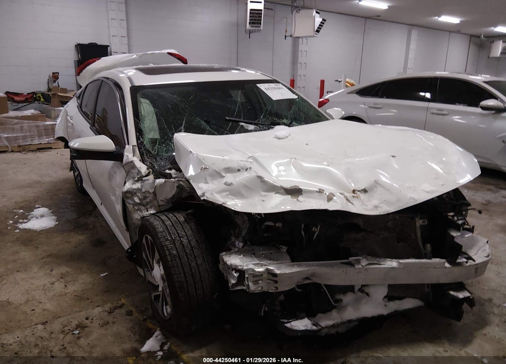 2018 HONDA CIVIC EX VIN: 2HGFC2F77JH566169