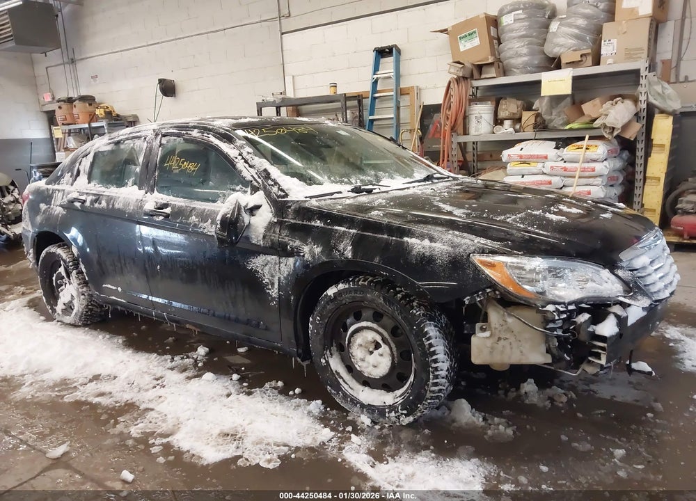 2014 CHRYSLER 200 LX VIN: 1C3CCBAG9EN152482