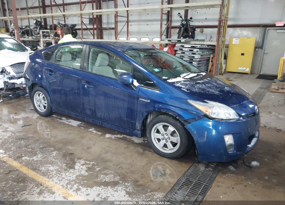 2010 TOYOTA PRIUS III VIN: JTDKN3DUXA1313383